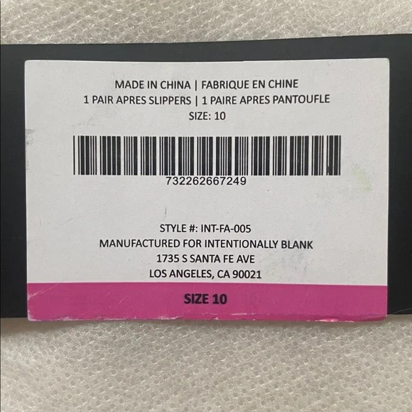 NWT! Intentionally Blank Apres Slippers - Picture 10 of 10